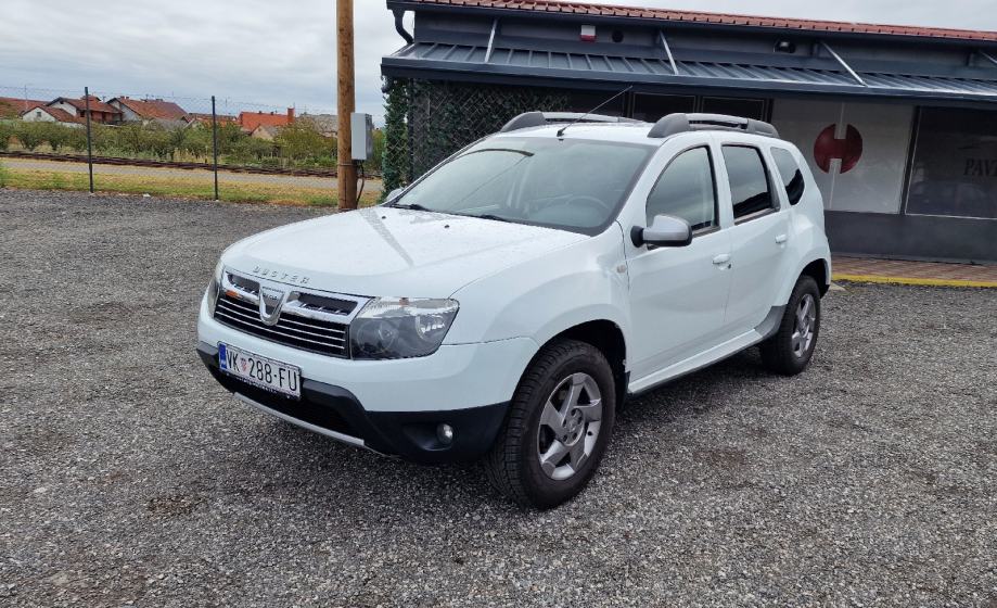 Dacia Duster 1,6 16V Laureate 4 X 4  Klima Webasto