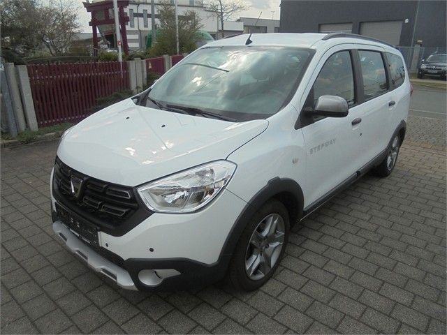 Dacia Lodgy 1,5 dCi *40 god. svojim kamionima uvozimo po narudžbi*