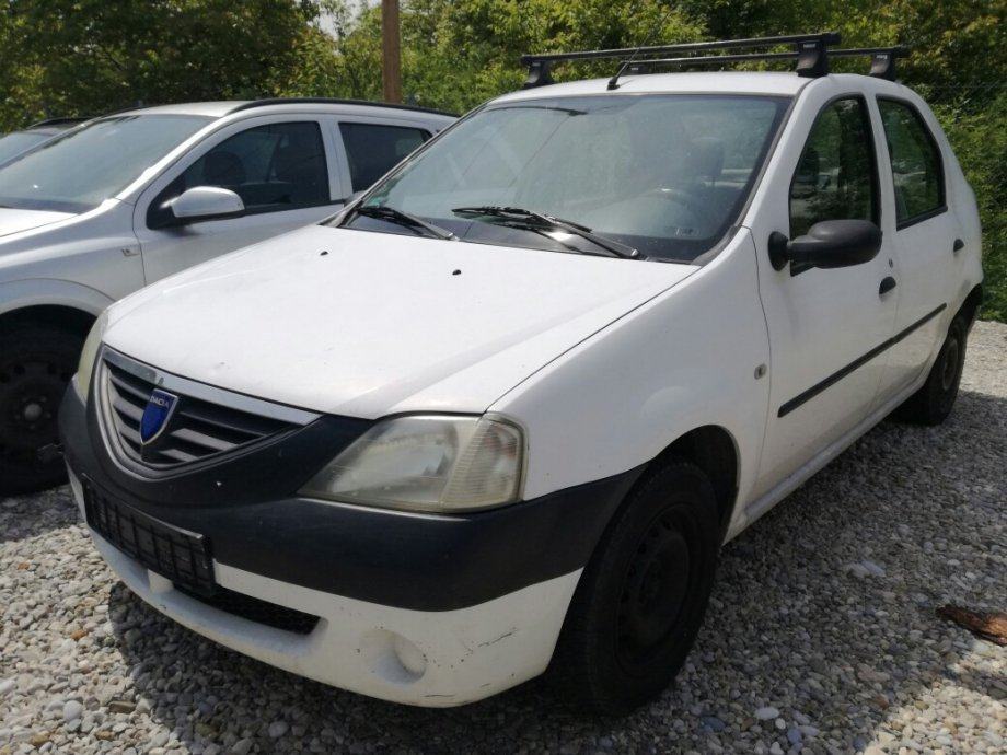 Dacia logan 2004