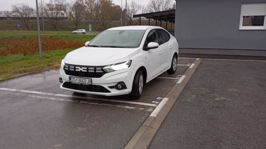 Dacia Logan Limuzina