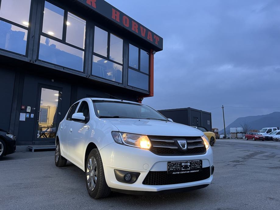 Dacia Sandero 0,9 TCe 90 Prestige; Navi; Maglenke; Klima; Servisna!