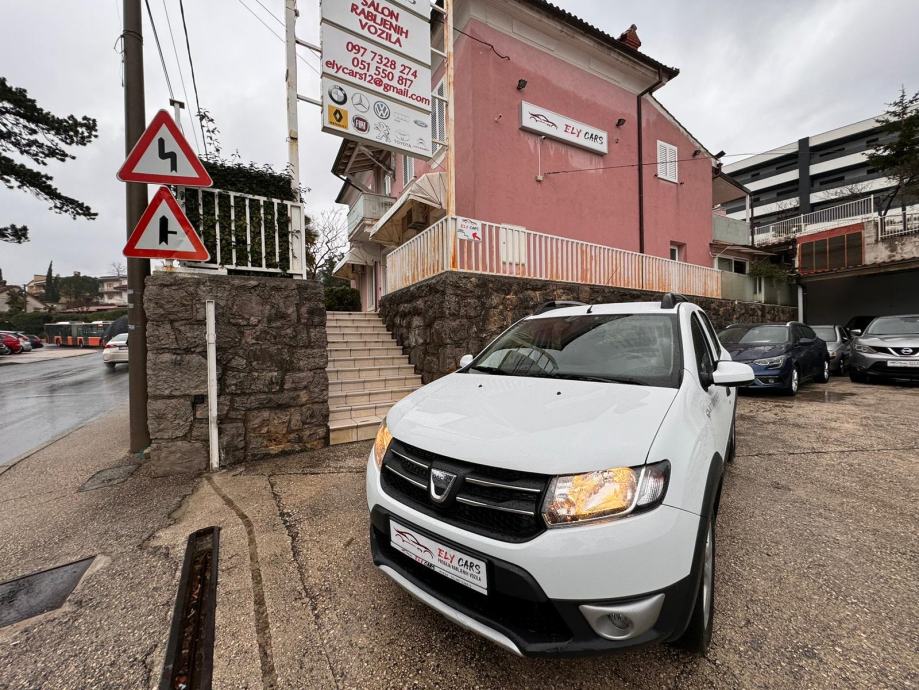 Dacia Sandero 1,5 dCi 90 Ks NAVIGACIJA(REZERVIRAN)