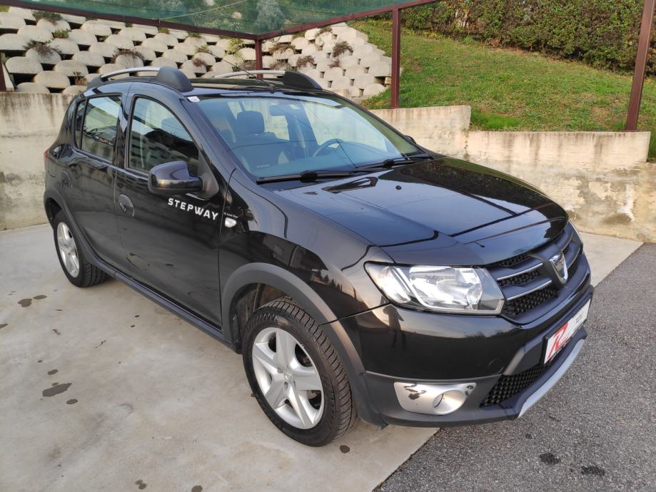 Dacia Sandero Stepway 1,5 dCi 90 Prestige, navigacija, servisna