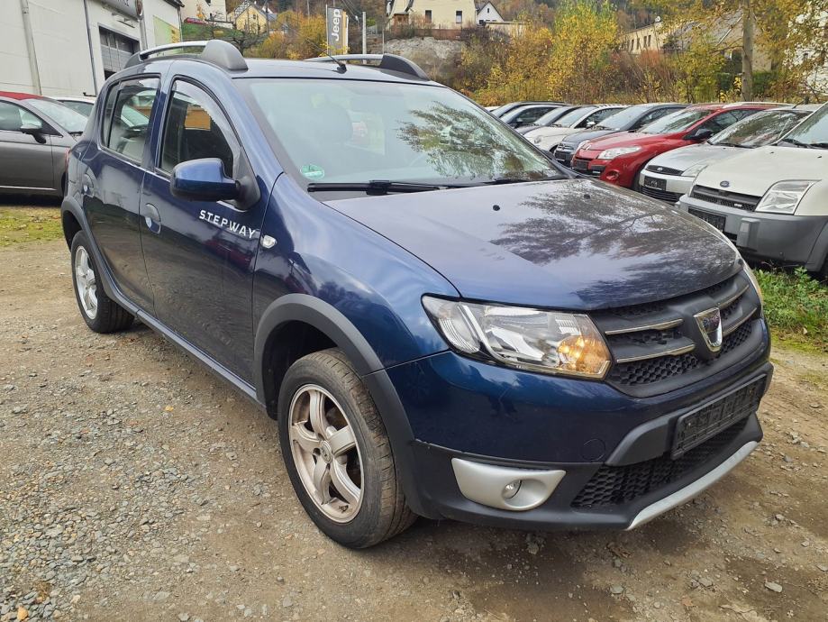 Dacia Sandero Stepway 0,9 TCe 90 Prestige, klima, navigacija