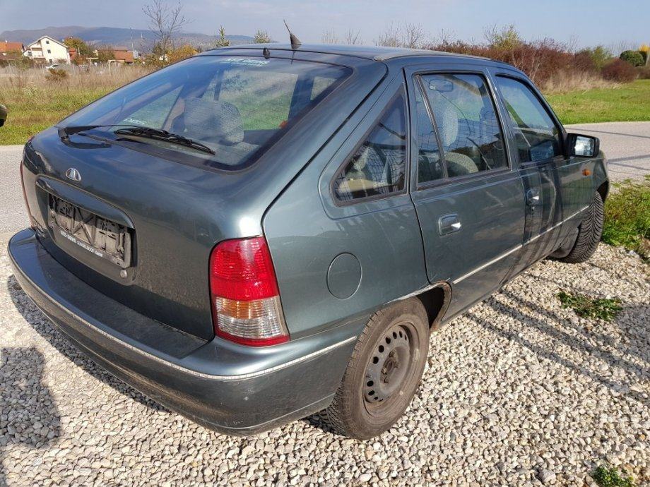 Daewoo nexia gl