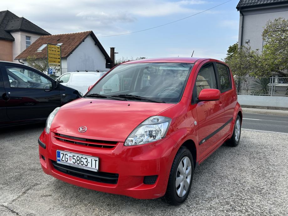 Daihatsu Sirion 1,0 Top KLIMA