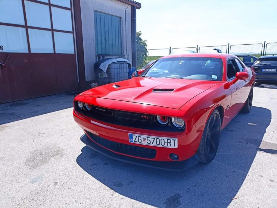 Dodge Challenger 5 7 V8 Hemi R T 2016 God