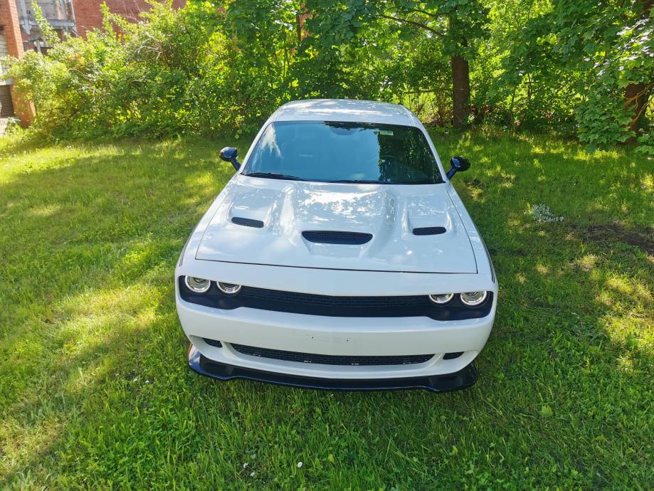 Dodge Challenger 5 7 V8 Hemi R T 2019 God