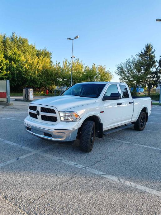 Dodge RAM 1500 automatik