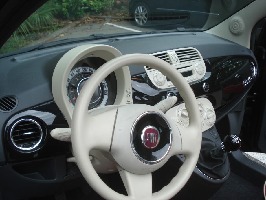 Fiat-500-TWINAIR-TURBO-CABRIO,-2011-god.