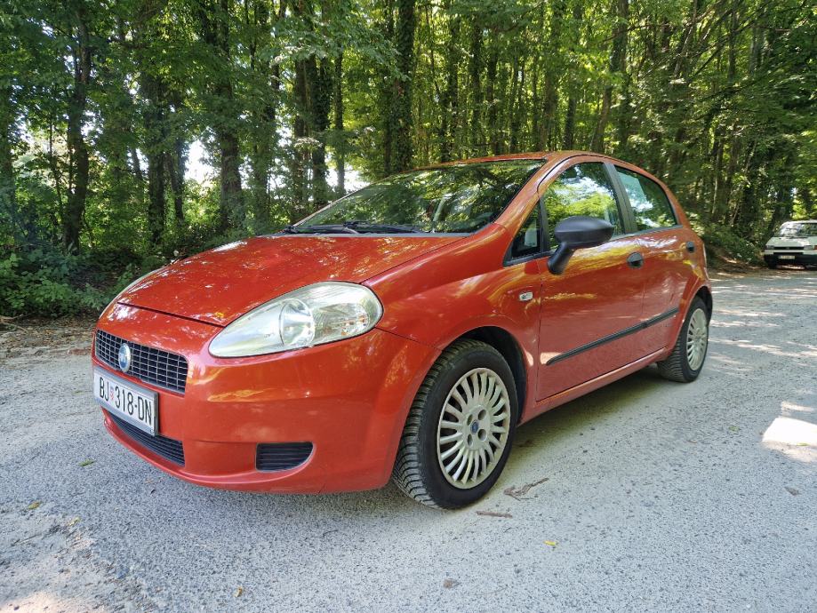 Fiat Grande Punto 1,4 16V, Registriran godinu dana!