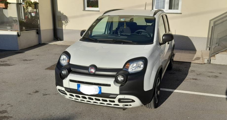 Fiat Panda 1.0 city cross hybrid, 2020 god.