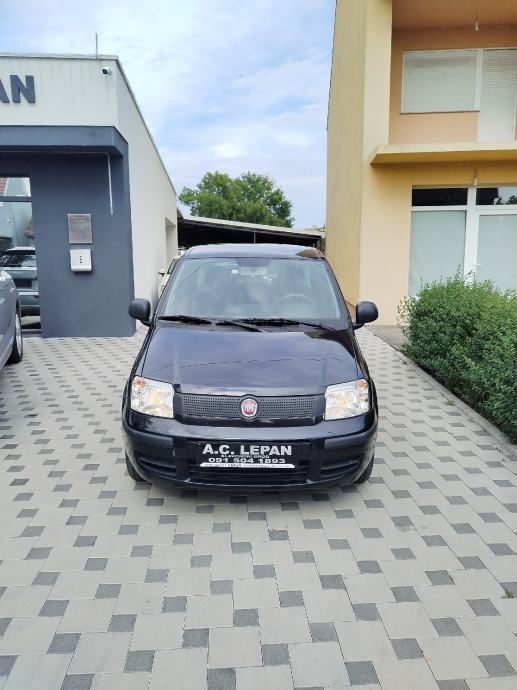 Fiat Panda 1,2,KLIMA,SERVO,CITY,USB,AUX,2012god.,NA IME KUPCA