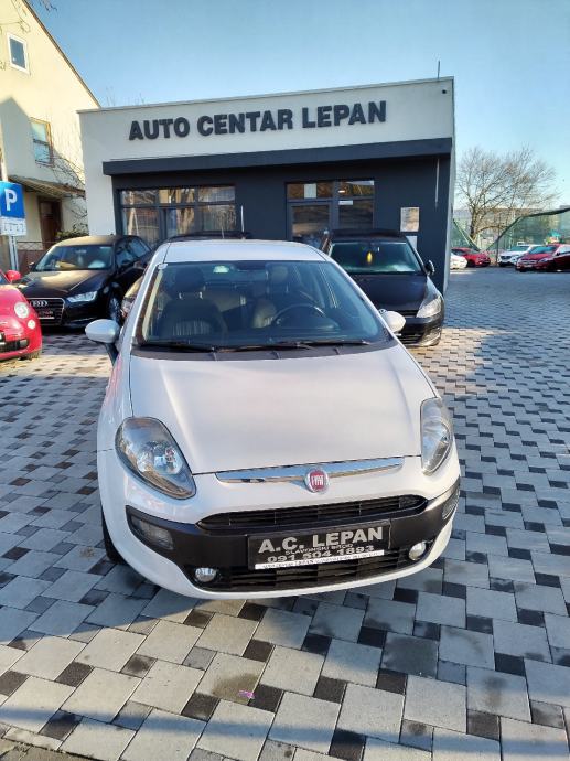 Fiat Punto Evo S S 1 2 8V KLIMA SERVO 140tkm JAMSTVO NA IME KUPCA 2011 God