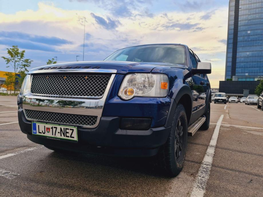 Ford Explorer XLT-V6 automatik USA Explorer 4x4. LPG. niska potrošnja