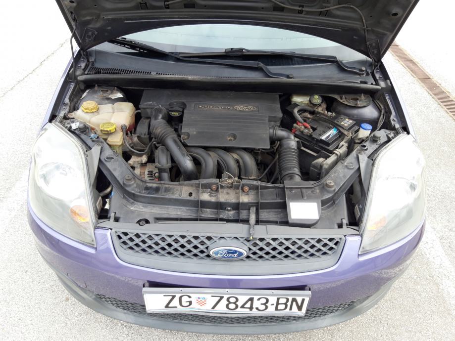 Ford Fiesta 1,25 16V klima, ABS, zimske/ljetne gume