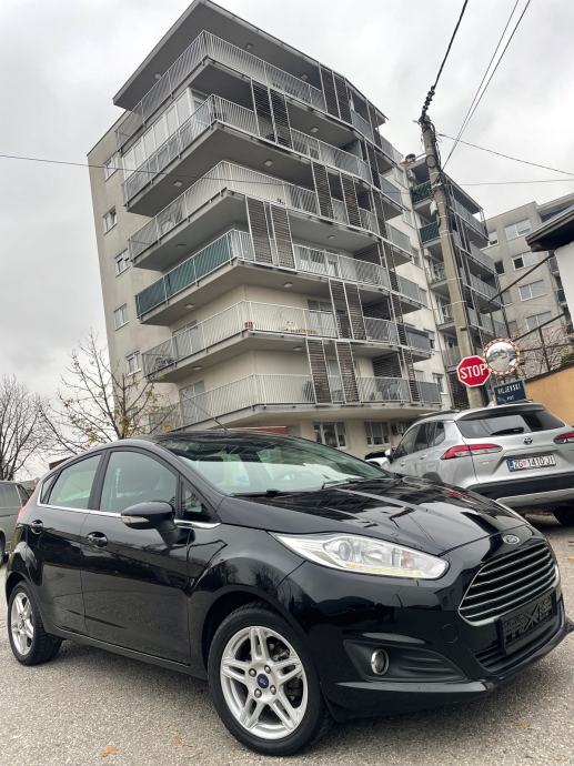 Ford Fiesta 1,6 TDCI *TITANIUM* VELIKI+MALI SERVIS/70KW/NAVI/PARK S.