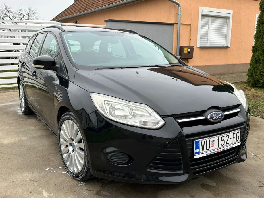 Ford Focus 1,6 TDCi Titanium - veliki servis, nove gume, rega 12/25