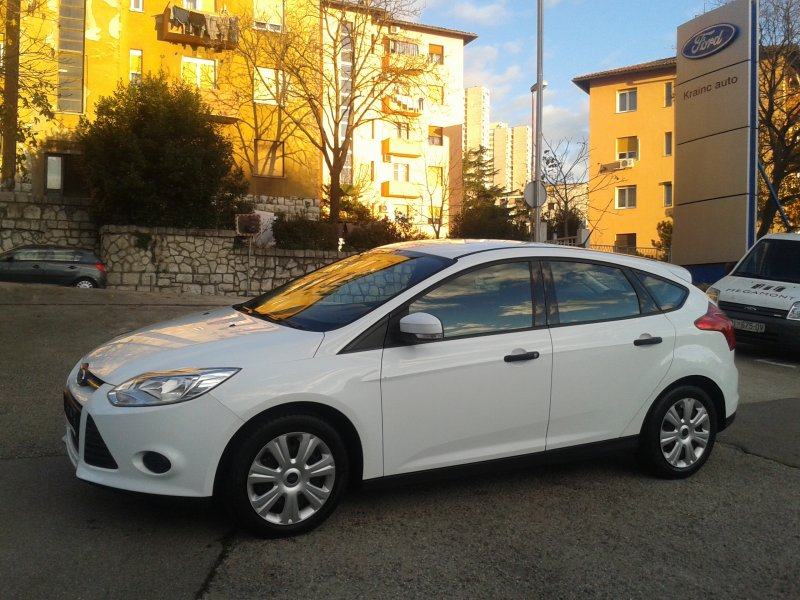 Ford Focus 1.6 Ti-VCT, 2013.god., 30.000 km, jamstvo