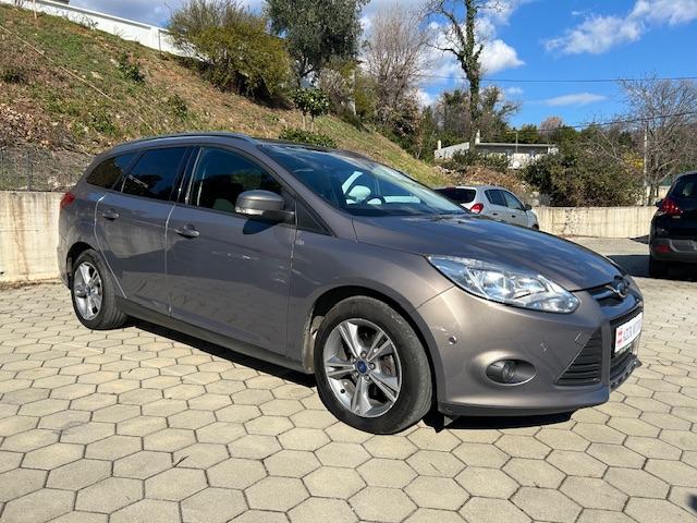 Ford Focus Karavan - top oprema -  jamstvo 1 godina