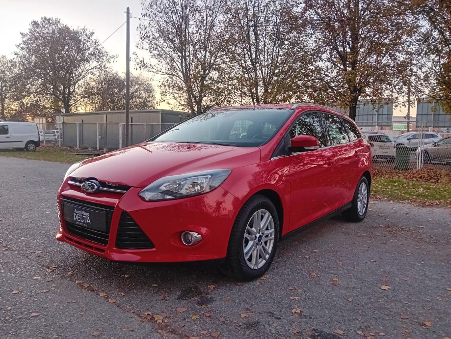 Ford Focus Karavan 1,6 ecoboost-150ks-TITANIUM-PRVI VLASNIK-87 000 KM