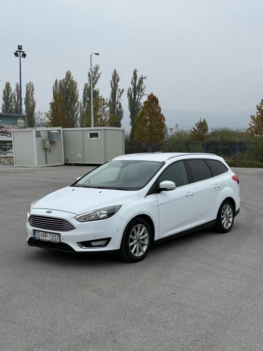 Ford Focus TITANIUM #NAVI #PDC