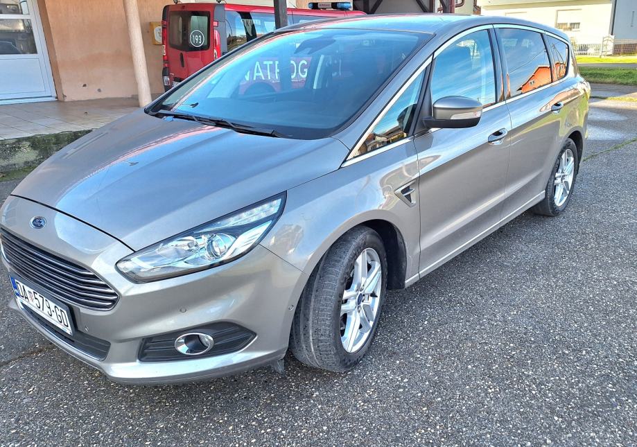 Ford S-Max 2,0 TDCi automatik,HR auto, 1 vl,malo km, servisna,PDV