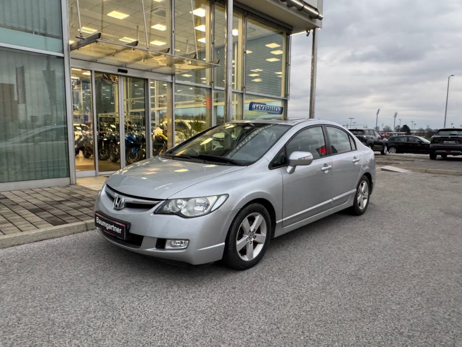 Honda Civic 1,8 i ES