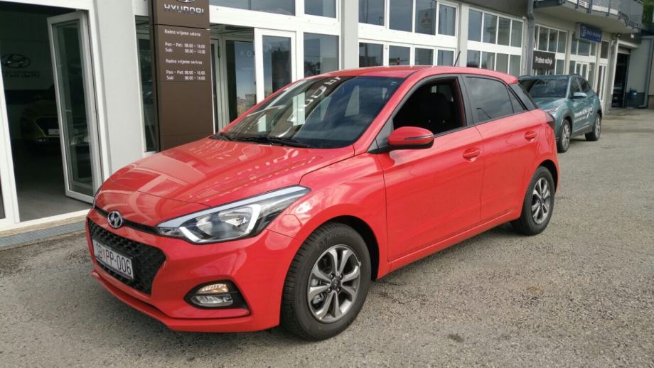 Hyundai i20 style