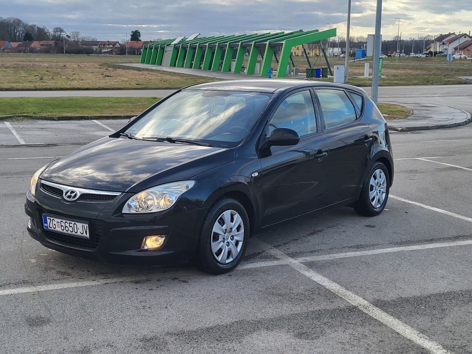 Hyundai i30 1,4 16V ***1.Vlasnik***