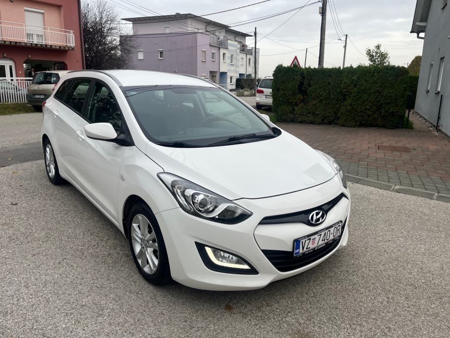 Hyundai i30 1,6 CRDi Led,Aut.klima,Temp,Reg06/25g.