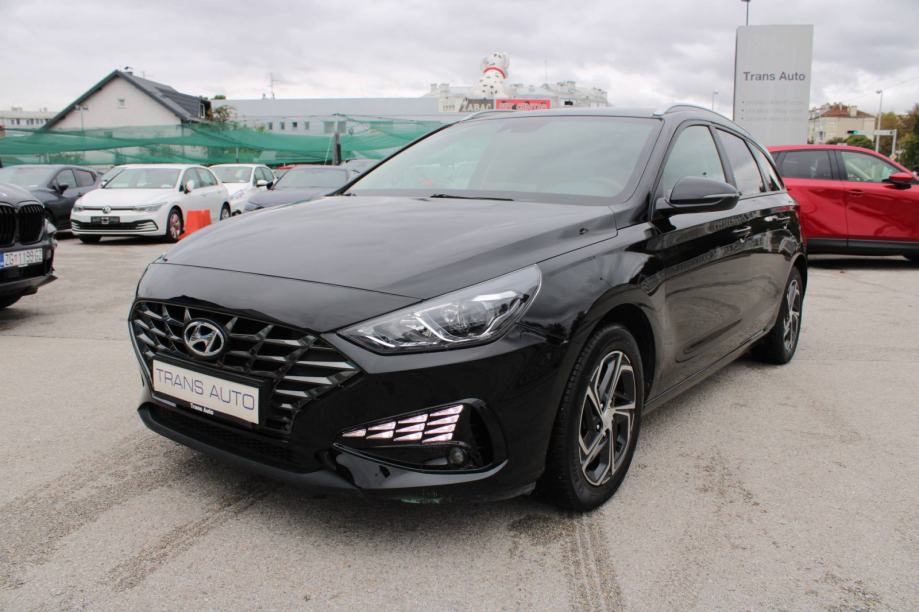 Hyundai I30 SW 1.6 CRDi AUTOMATIK *NAVIGACIJA, KAMERA*