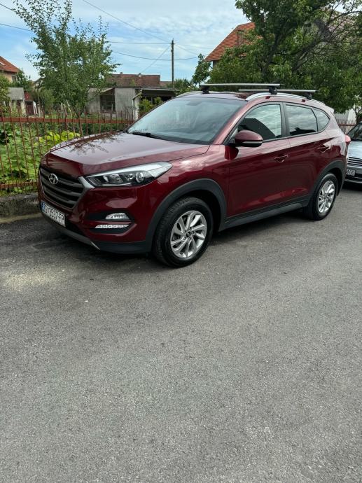 Hyundai Tucson 1.7 CRDI, kupljen nov u Hrvatskoj