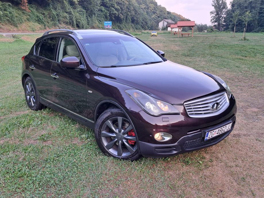 Infiniti EX30D GT automatik Moguća zamjena za vikendicu uz moju nadopl