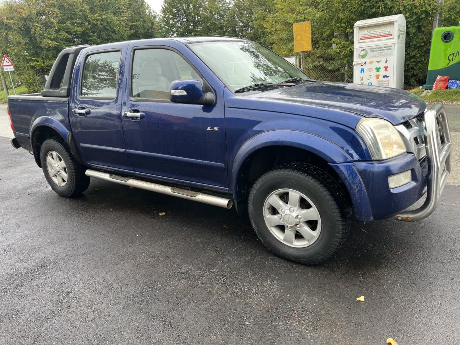 Isuzu D-MAX Isuzu D-max 3.0 TD AT 4X4, odlično stanje