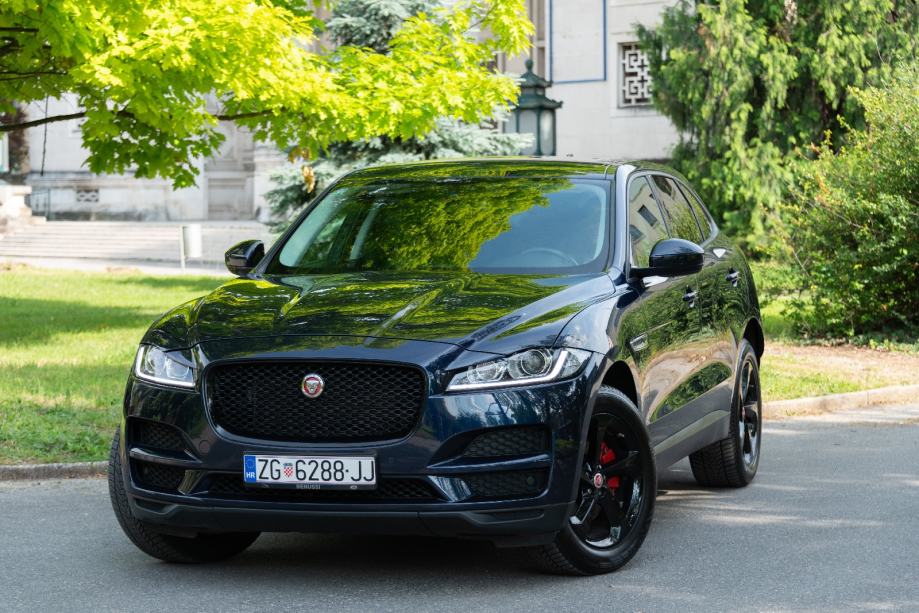 Jaguar F-Pace 2.0 D AWD Prestige **22899€**