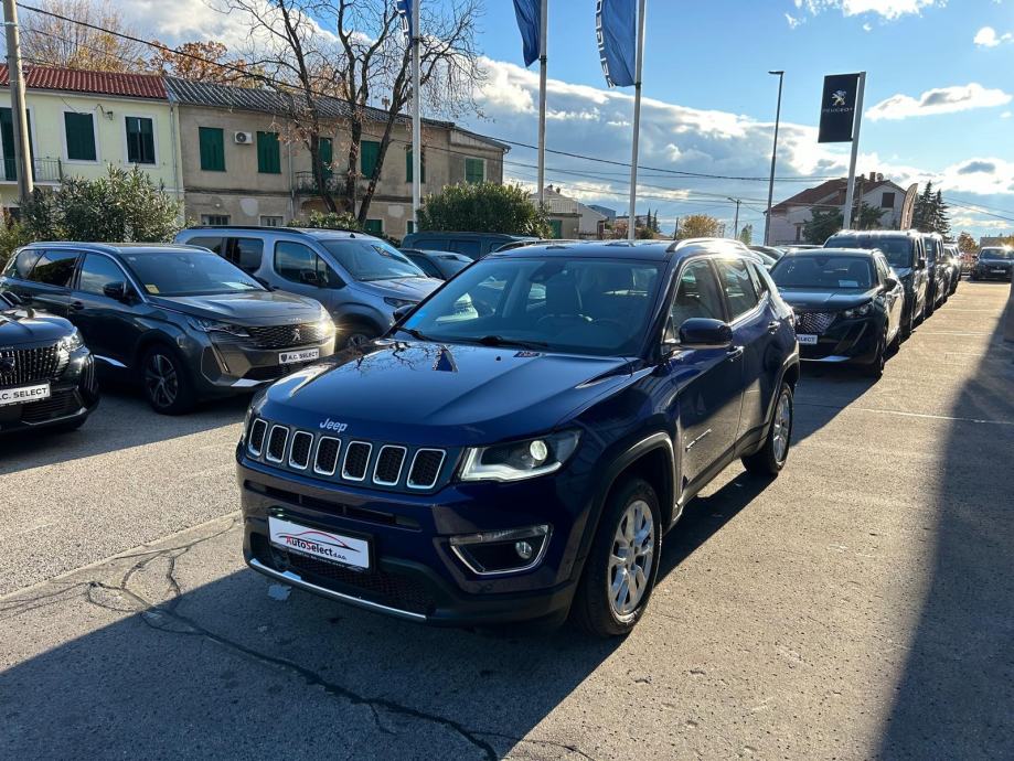 Jeep Compass 1,6 JTD - model 2021 - NAVI - LED - GARANCIJA - REG 1 GOD