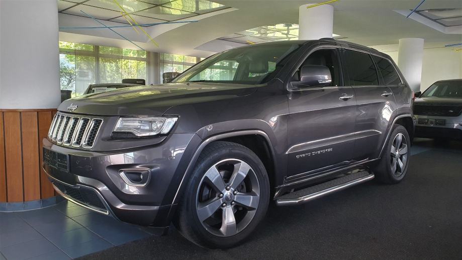 Jeep Grand Cherokee 3,0 CRD OVERLAND PANORAMA ACC NAVI 129000KM