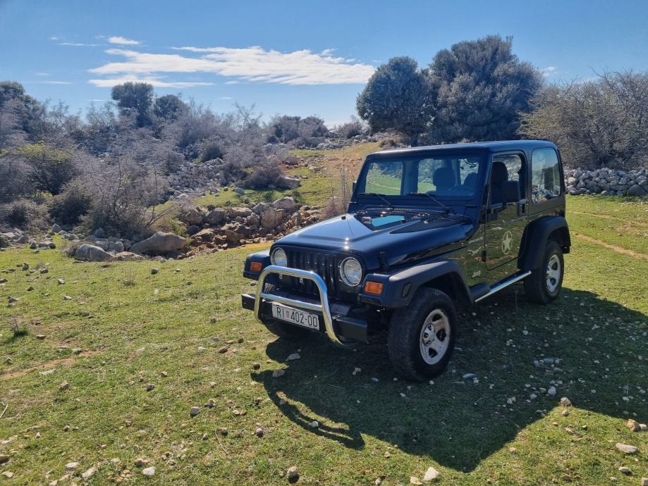 Jeep Wrangler 2,5 Sport