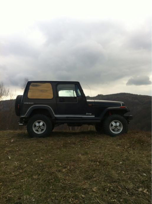 Jeep Wrangler off-road