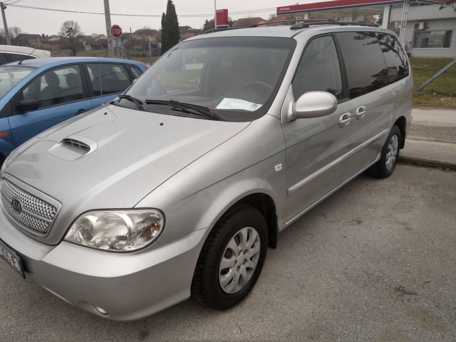 Kia carnival crdi