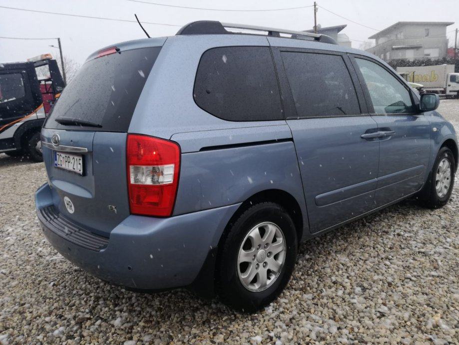 Kia carnival crdi