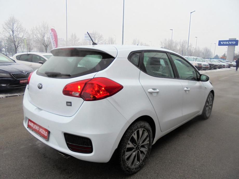 Kia ceed hb luxe