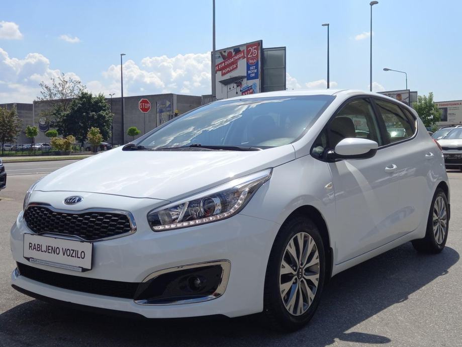 Kia Ceed Cvvt Lx Champion Navi God