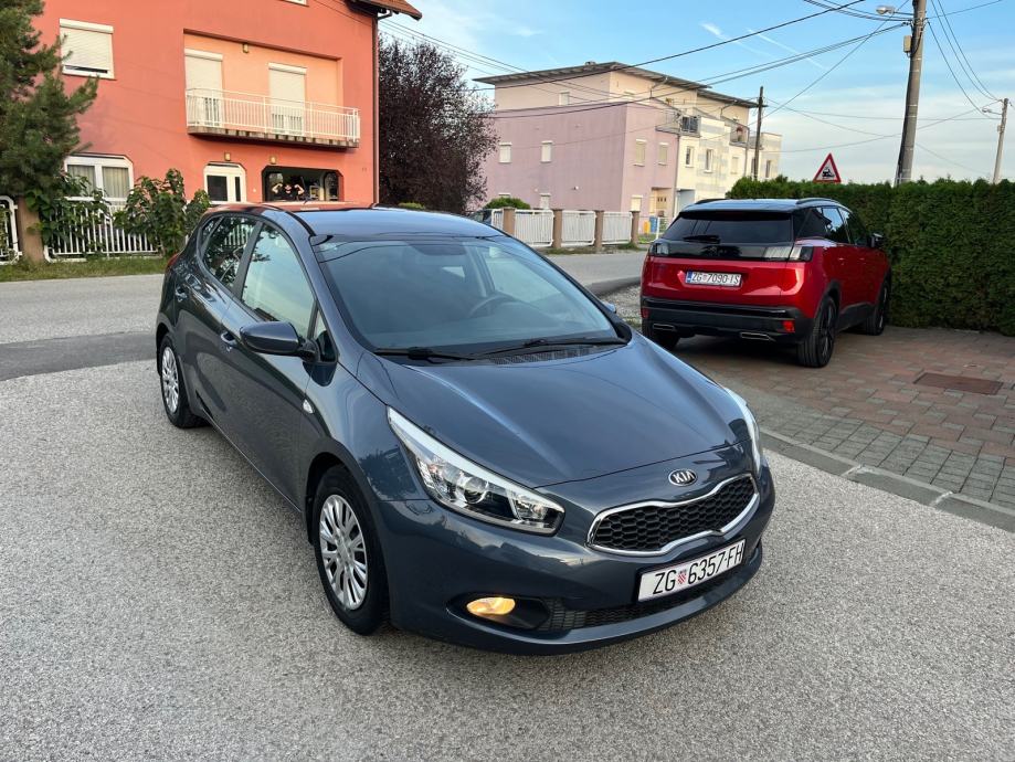 Kia Ceed 1,4i 1.vlasnik,HR auto,50.000km!