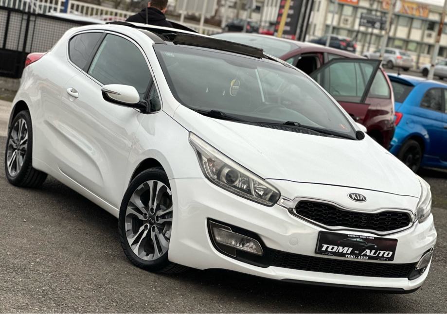 KIA CEED 1.6 CRDI-PANORAMA-NAVIGACIJA-RIKVERC KAMERA-REGISTRIRAN-TOP-