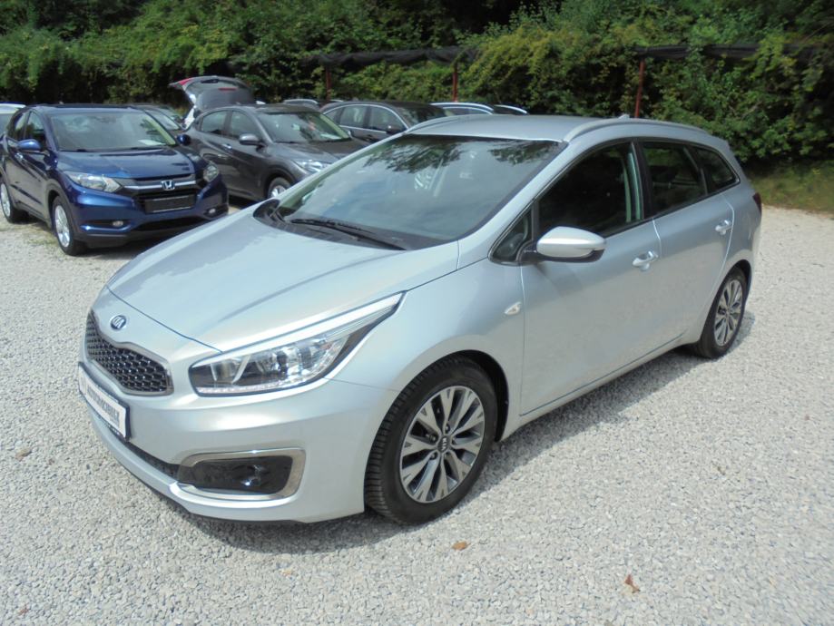 KIA CEED 1.6 CRDI SW NAVIGACIJA,TEMPOMAT,KAMERA, ALU 16 !!