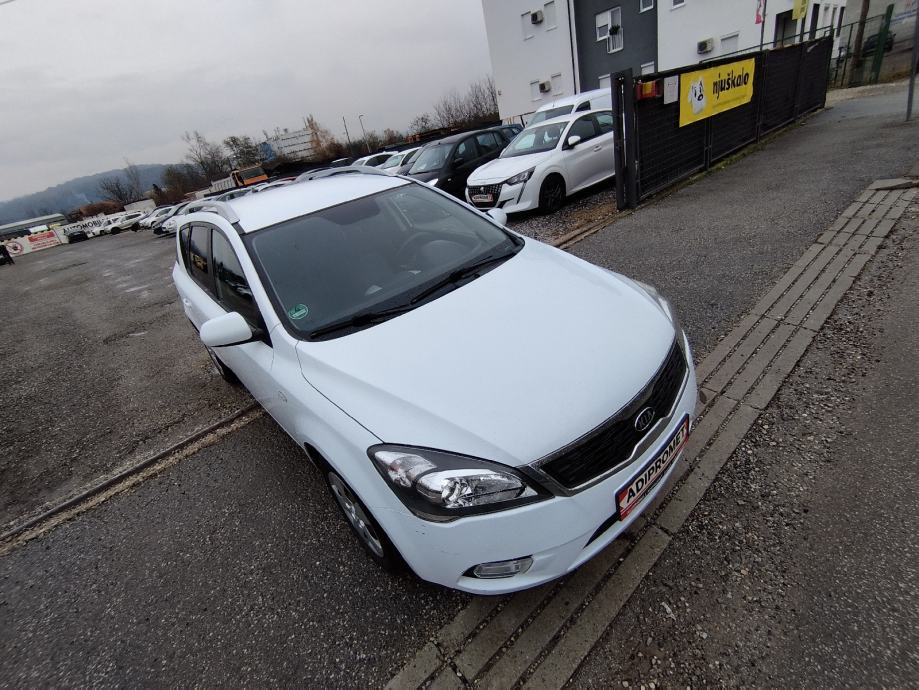 Kia Ceed SW 1,6 CRDi ☆☆REG. 1 GOD.☆☆, 2011 God.