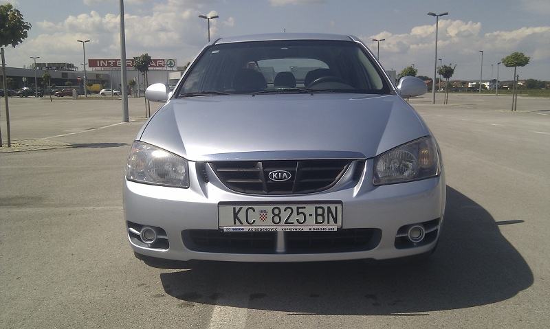 Kia cerato crdi