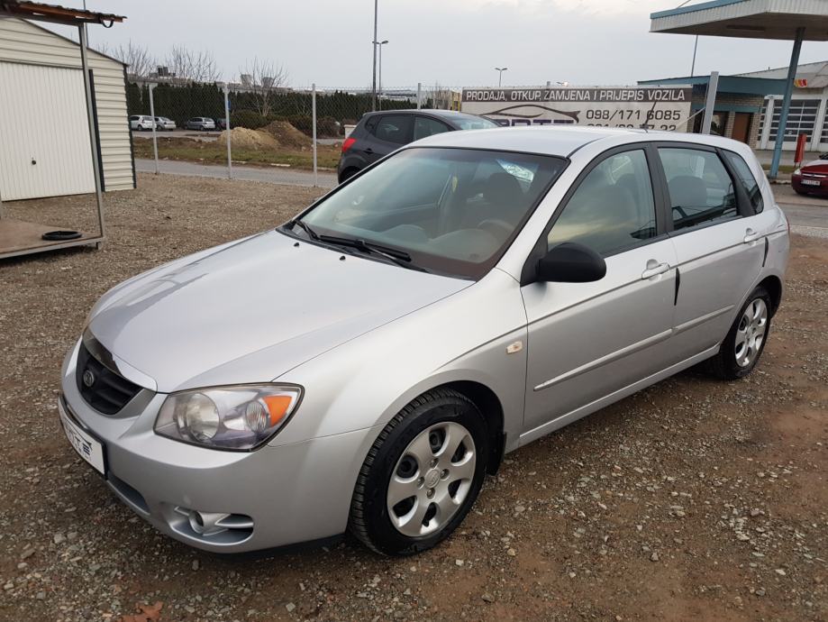 Kia cerato crdi